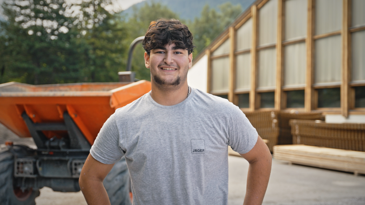 Portrait Hochbau Lehrling Emre