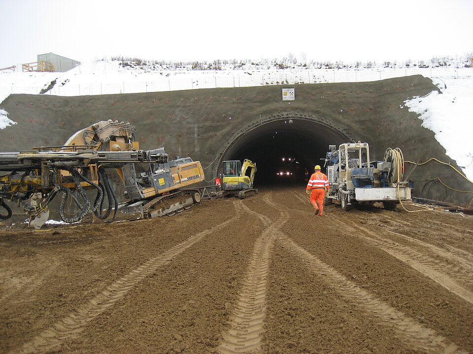 Kalottenvortrieb beim Haupttunnel