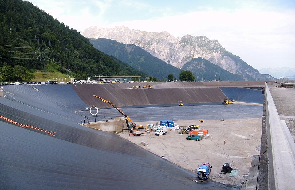 Baustellenübersicht Sanierung Beckendichtung Rodundwerk I